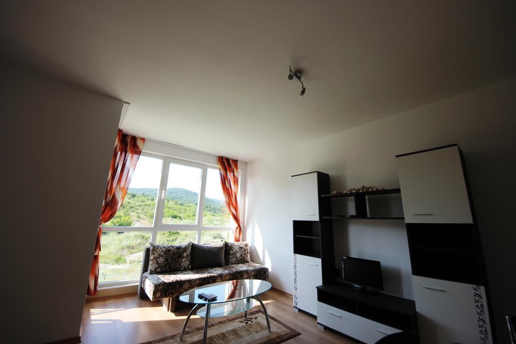 Menada Butterfly Apartment สวิติ วลัส ห้อง รูปภาพ