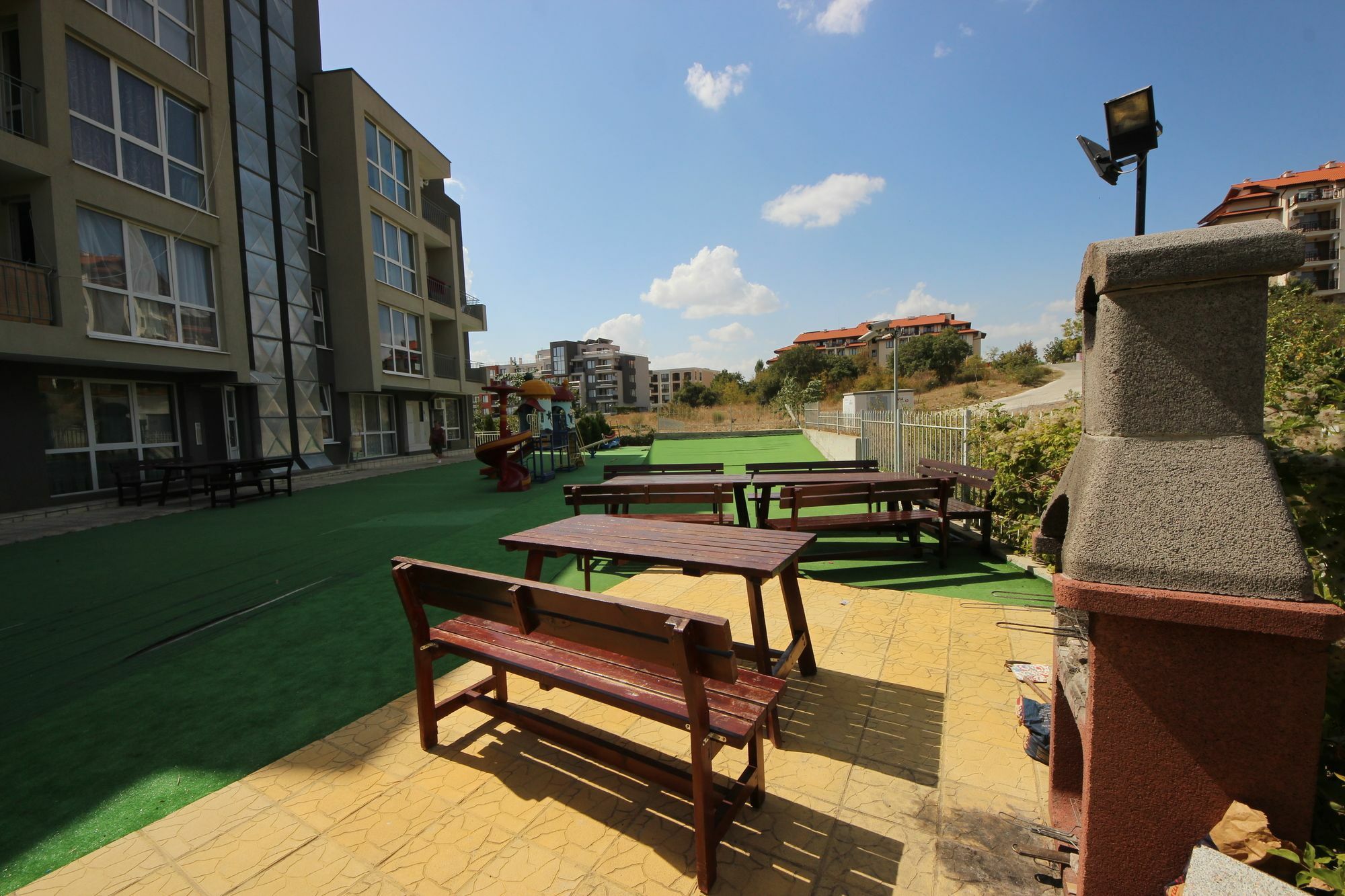 Menada Butterfly Apartment สวิติ วลัส ภายนอก รูปภาพ